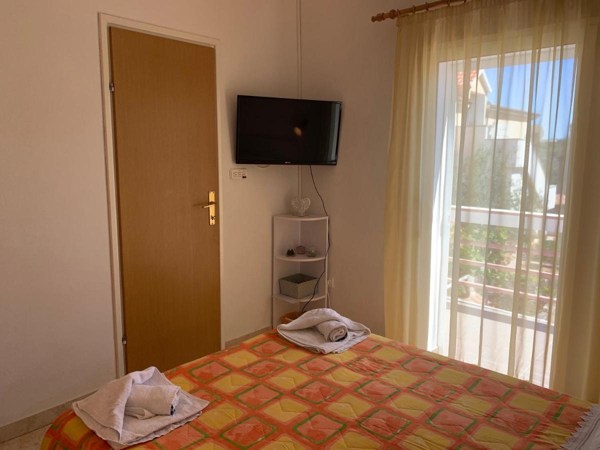 Ema Apartment *