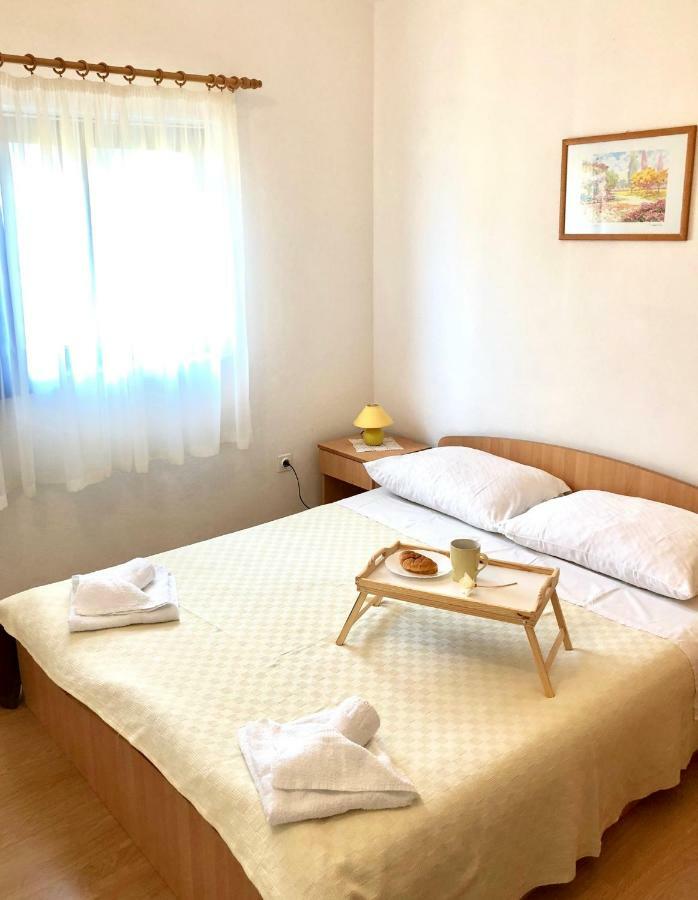 Apartament Ema
